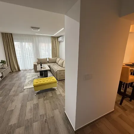 28 Apartment